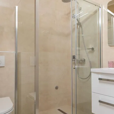 Urbis - With View Zasebni شقة *