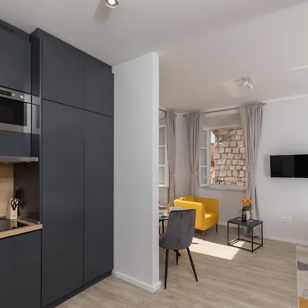 Apartment Urbis - With View Zasebni *